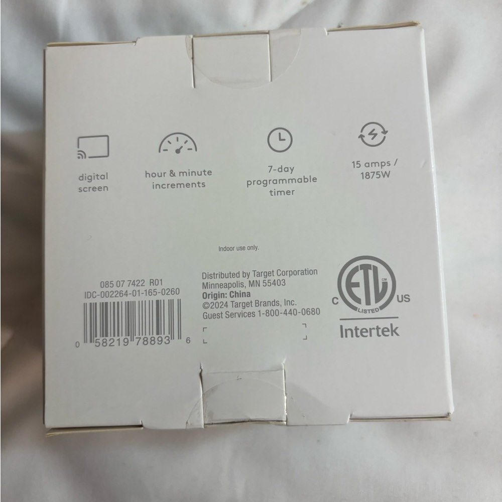 Heyday Outlet Timer Digital Screen 7-Day Programmable Indoor Plug 15A 1875W New - Picture 2 of 3